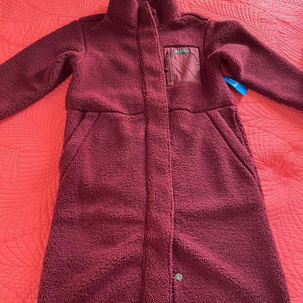 Columbia Winter Warmth jacket- Rich Wine color
